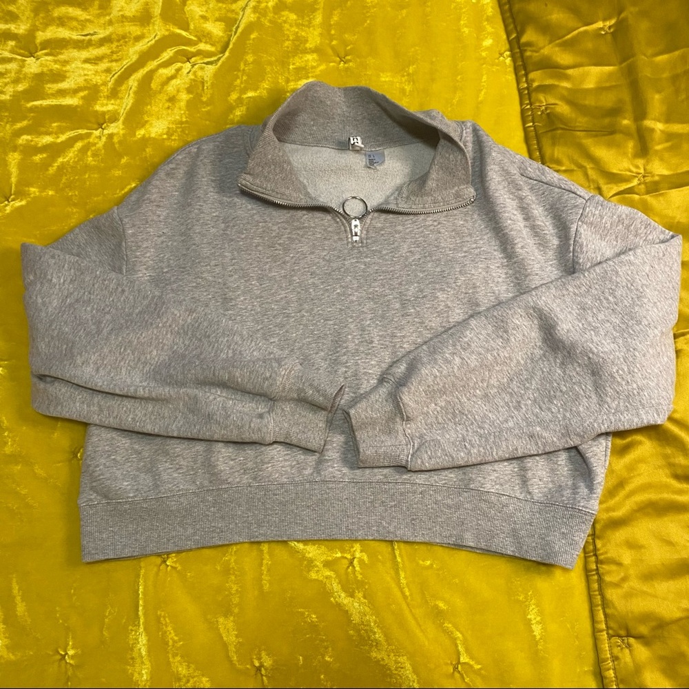 H&M Cropped Half Zip